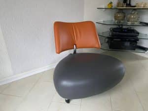 design stoel na reparatie